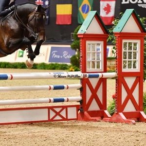 Meet your Posher, Caroline